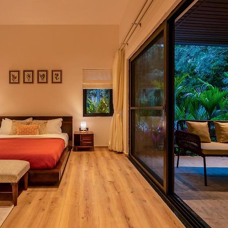 Stayvista At M Villa With Breakfast Included Bengaluru Kültér fotó