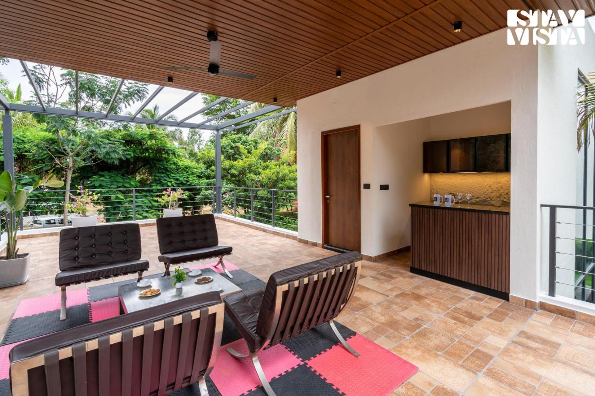 Stayvista At M Villa With Breakfast Included Bengaluru Kültér fotó