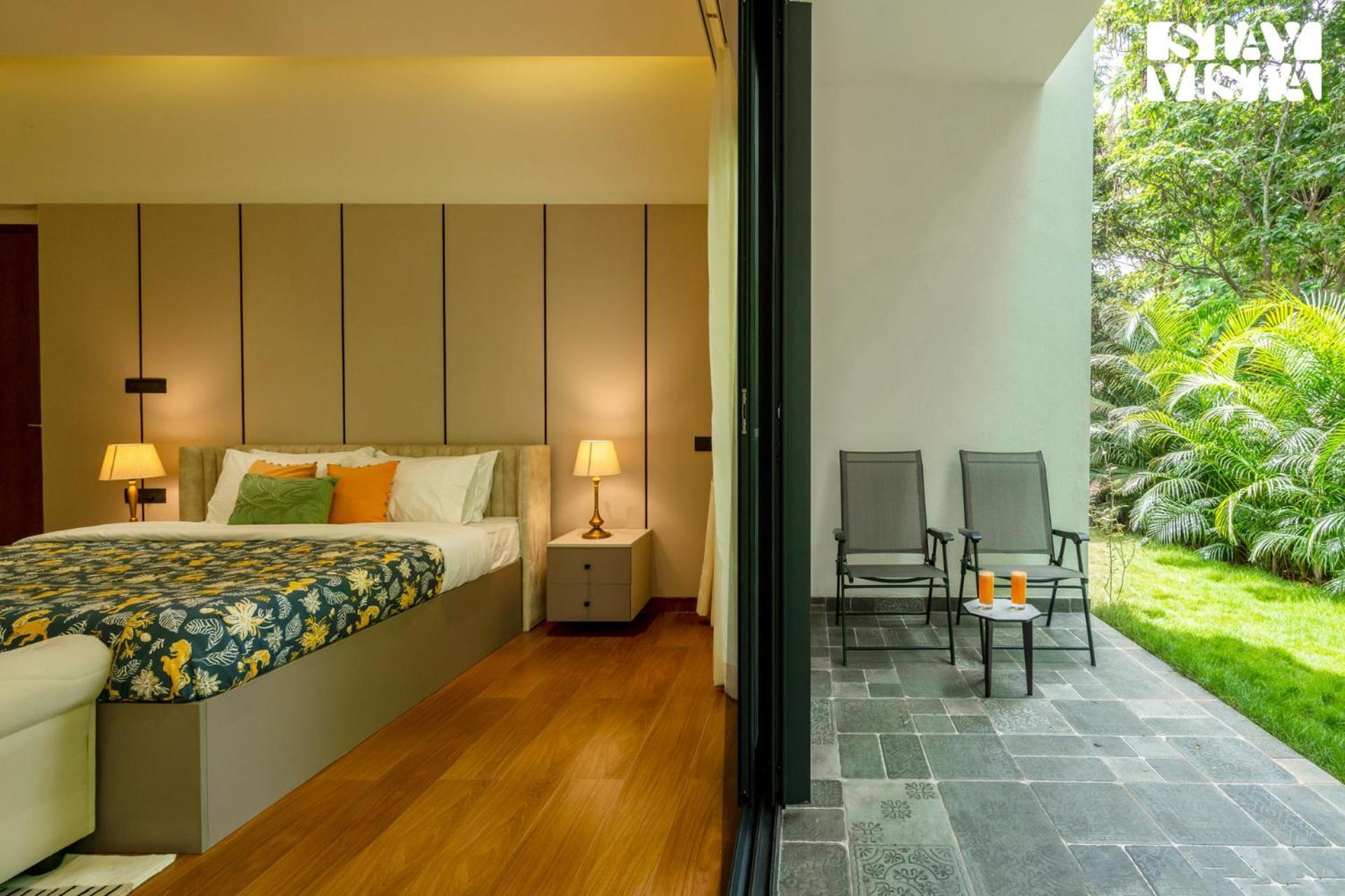 Stayvista At M Villa With Breakfast Included Bengaluru Kültér fotó