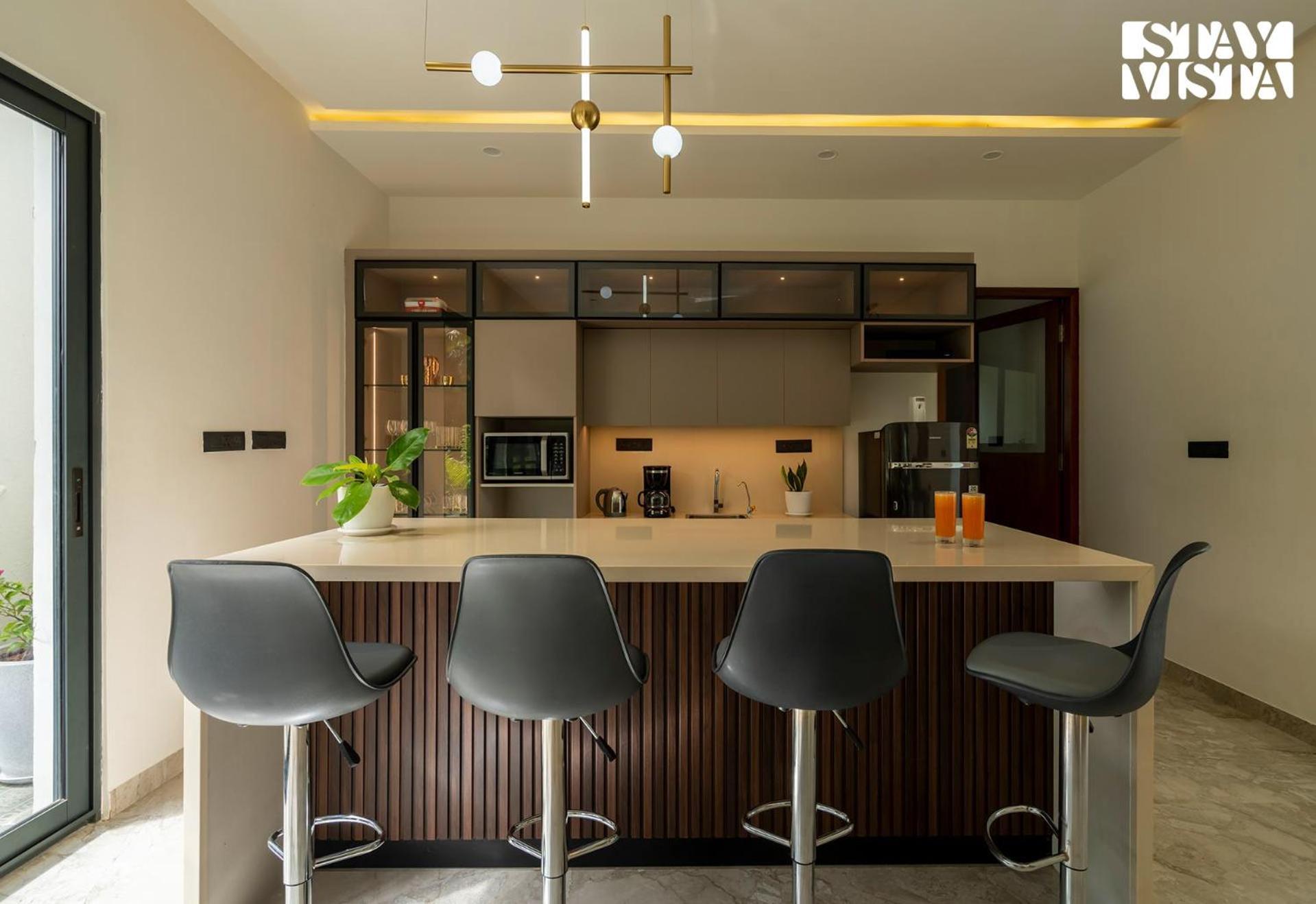 Stayvista At M Villa With Breakfast Included Bengaluru Kültér fotó